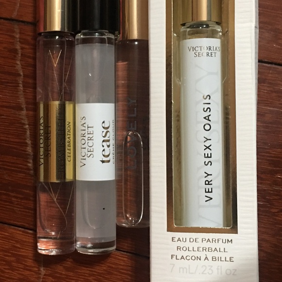 BRAND NEW Victoria’s Secret parfum rollerball “Very Sexy Oasis” NWT - Picture 3 of 4